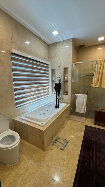 Semi-Detached House for Sale in Damansara Heights (Kuala Lumpur) - David Loke - Bathroom - PropertyGuru.com.my