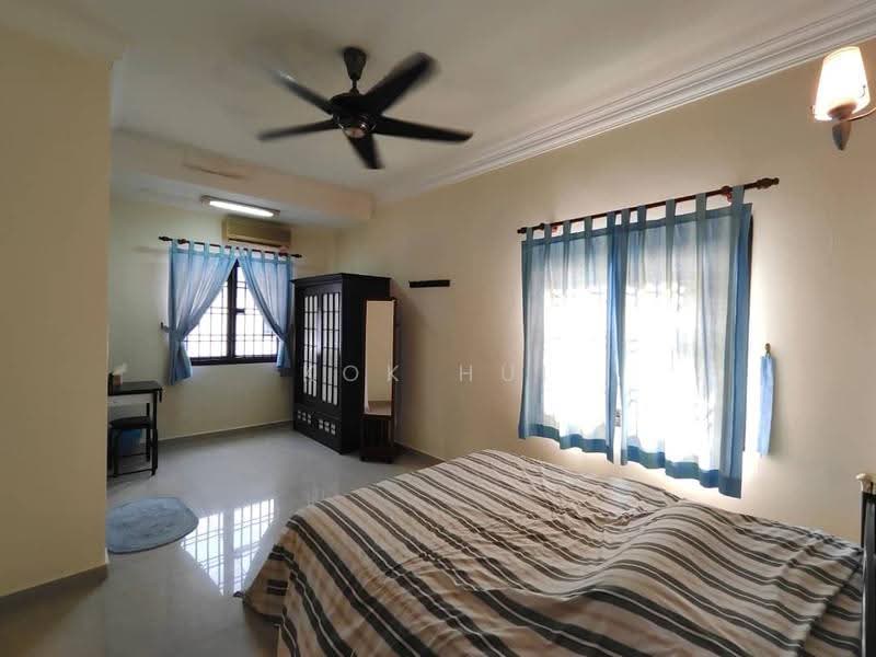 2-storey Terraced House for Rent in Bandar Baru Permas Jaya (Permas Jaya) - Kok Hui - Bedroom - PropertyGuru.com.my