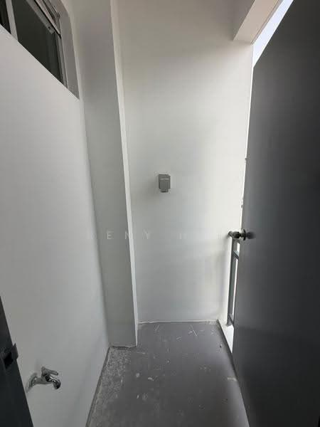 2-storey Terraced House for Sale in Bandar Dato Onn (Tebrau) - Reny Hee - Exterior - PropertyGuru.com.my