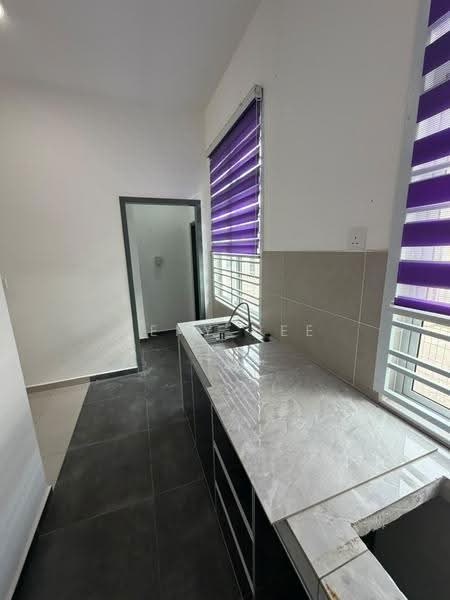 2-storey Terraced House for Sale in Bandar Dato Onn (Tebrau) - Reny Hee - Kitchen - PropertyGuru.com.my