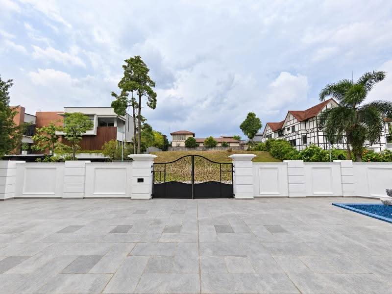 Bungalow House for Sale in Taman Ponderosa (Johor Bahru) - Roselynn Chai - Exterior - PropertyGuru.com.my
