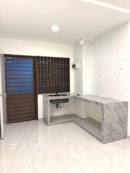 Flat for Sale at Flat Tasek 64 - Daniel Yong - Kitchen - PropertyGuru.com.my