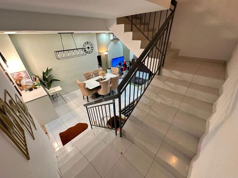 3-storey Terraced House for Sale in Taman Kundang Jaya (Rawang) - Bernard Ong - Dining Room - PropertyGuru.com.my