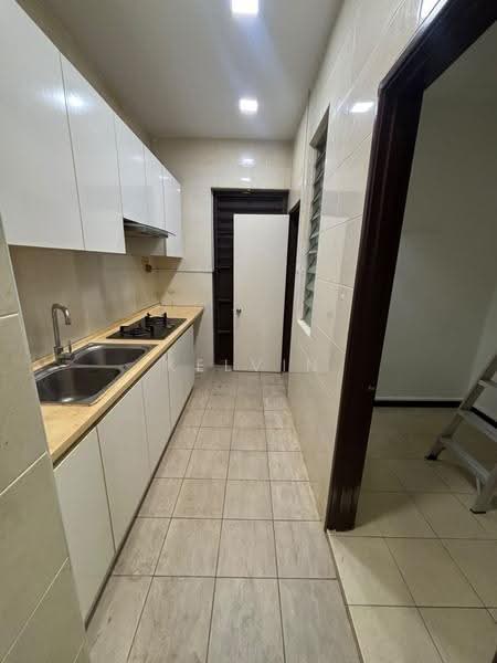Link Bungalow for Rent in D'alpinia (Puchong) - Kelvin Tan - Kitchen - PropertyGuru.com.my