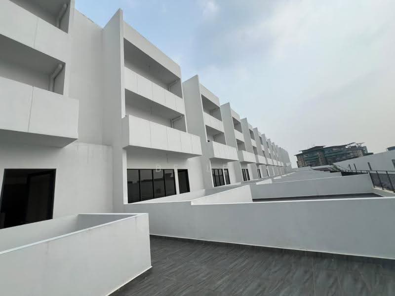 4-storey Terraced House for Sale in Damansara Perdana (Selangor) - Belle Low - Exterior - PropertyGuru.com.my