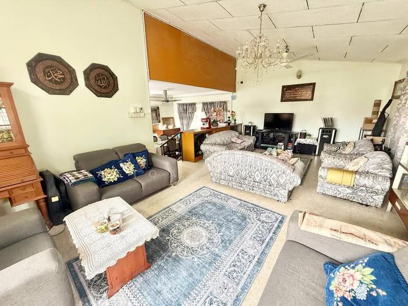 Bungalow House for Sale in Seksyen 14 (Petaling Jaya) - Afiqah zaidi - Living Room - PropertyGuru.com.my