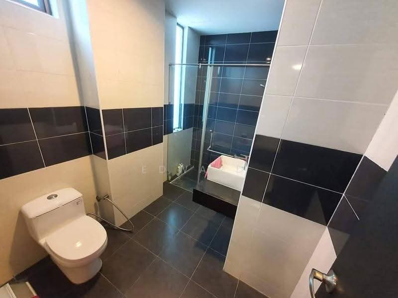 Service Residence for Rent at D'Inspire Residence (Inspira Bestari) - Edward Siow - Bathroom - PropertyGuru.com.my