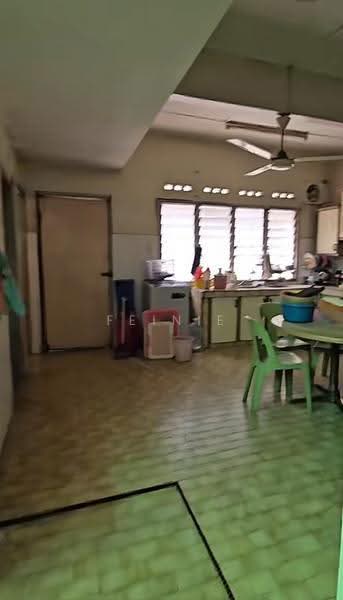 1-storey Terraced House for Sale in Taman Gembira (Jalan Klang Lama (Old Klang Road)) - Feinie Tan - Kitchen - PropertyGuru.com.my
