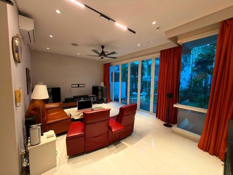 Vila Berkembar untuk Dijual di Mont Kiara (Kuala Lumpur) - Amy Lim - Living Room - PropertyGuru.com.my