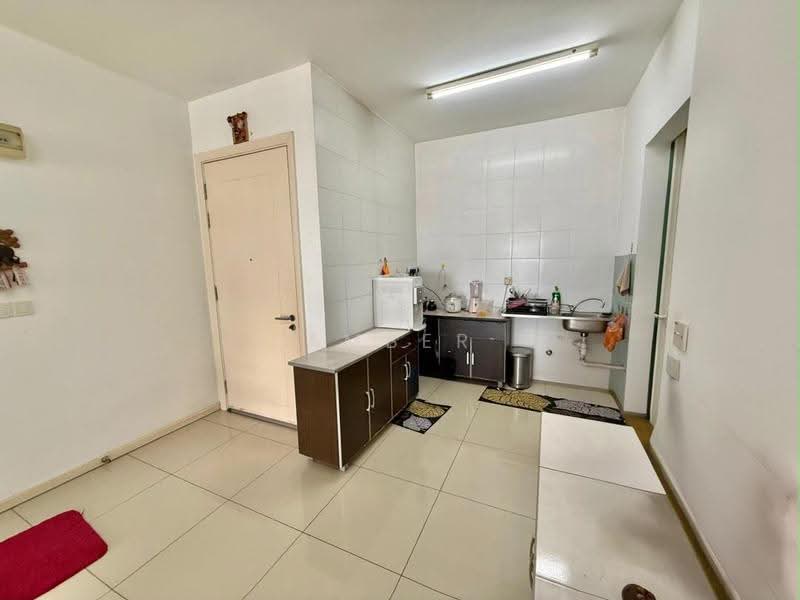 Kondominium untuk Dijual di 222 Residency - Amber Ng - Kitchen - PropertyGuru.com.my