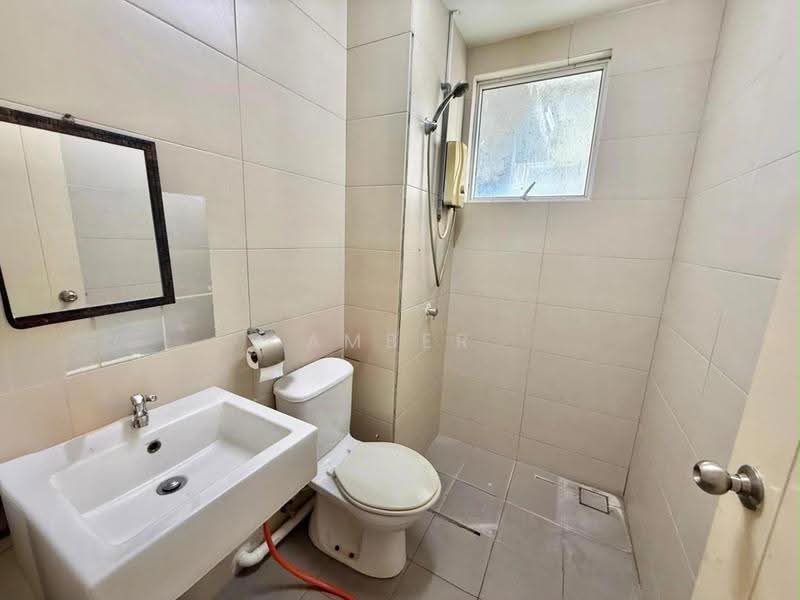 Kondominium untuk Dijual di 222 Residency - Amber Ng - Bathroom - PropertyGuru.com.my