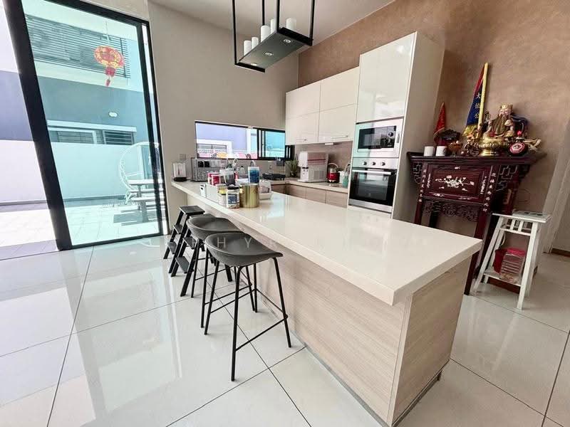 Bungalow House untuk Dijual di Senibong Cove (Masai) - Zephyr Khoo - Kitchen - PropertyGuru.com.my