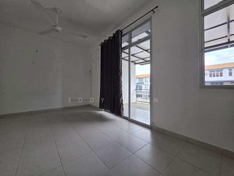 2.5-storey Terraced House for Sale in Johor Bahru (Johor) - Eddy Chan - PropertyGuru.com.my