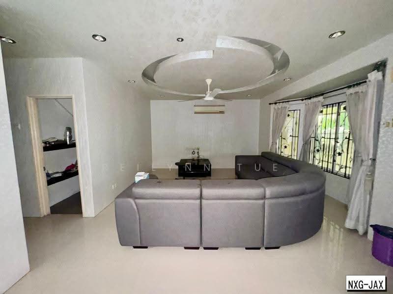 Terraced House for Sale in Bandar Botanic (Klang) - Reilynn Tue - Living Room - PropertyGuru.com.my