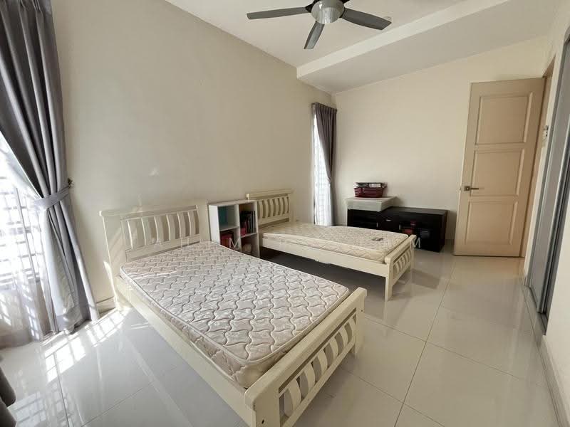 Rumah Berkembar untuk Dijual di D'Kayangan (Shah Alam) - Fahim Rustam - Bedroom - PropertyGuru.com.my