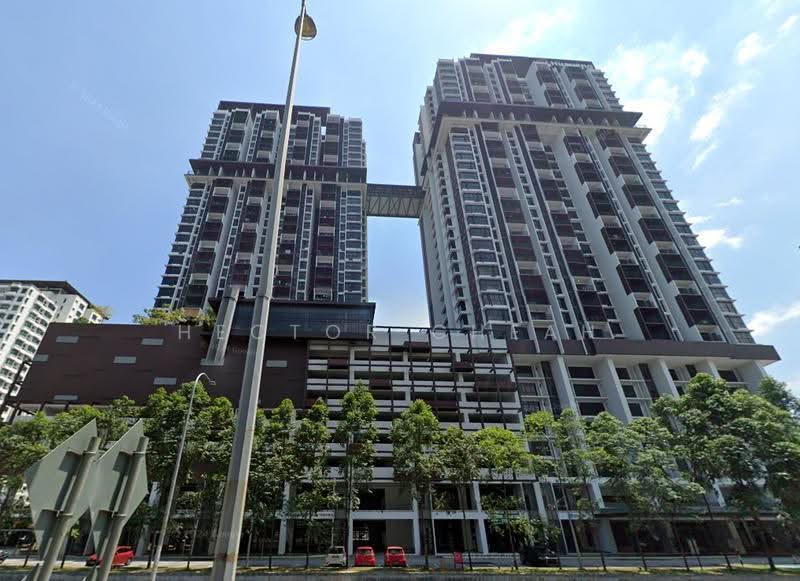 Kediaman Servis untuk Dijual di De Centrum Residences - Hector Cheah - Exterior - PropertyGuru.com.my