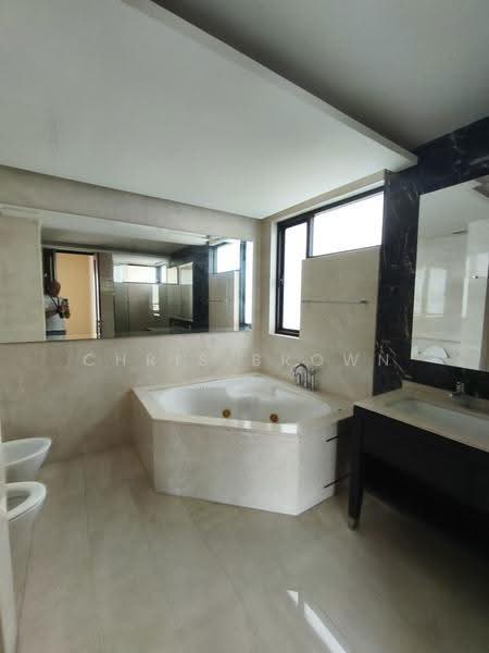 Kondominium untuk Dijual di The Binjai on the Park - Chris Brown - Bathroom - PropertyGuru.com.my