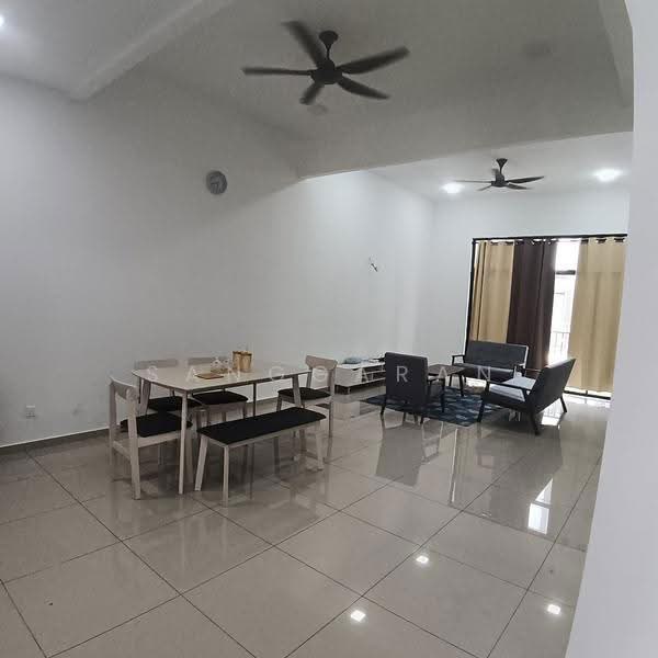 Rumah Teres 2-Tingkat untuk Disewa di Lunas (Kedah) - Sanggaran Muniandy - Living Room - PropertyGuru.com.my