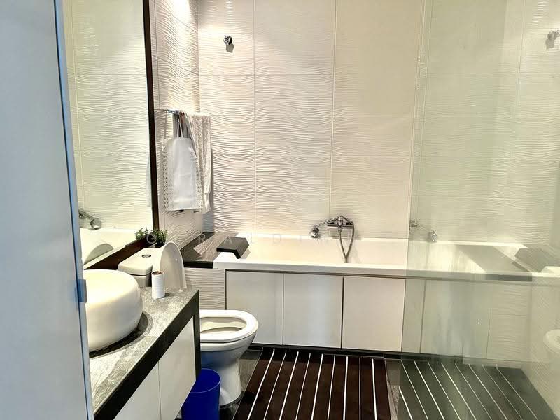 Condominium for Rent at Bayu Angkasa - Geraldine . - Master bathroom - PropertyGuru.com.my