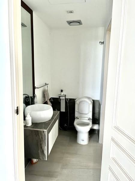 Condominium for Rent at Bayu Angkasa - Geraldine . - Powder room - PropertyGuru.com.my