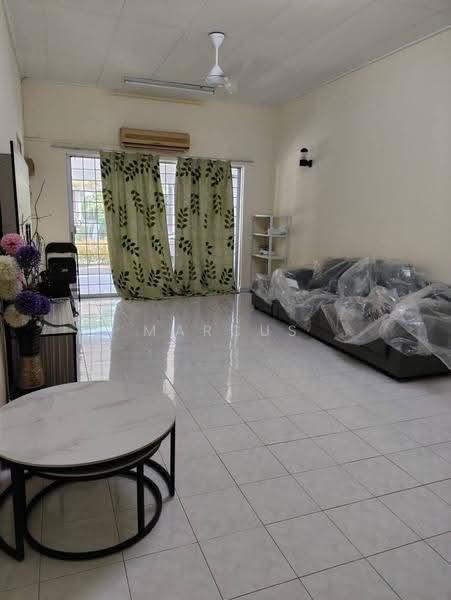 Rumah Berkembar untuk Disewa di Seremban 2 (Negeri Sembilan) - Marcus Yeow - Living Room - PropertyGuru.com.my