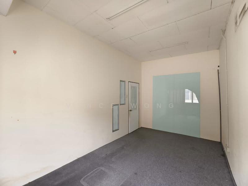 Shop / Office for Rent in Seri Kembangan (Selangor) - Vince Wong - Interior - PropertyGuru.com.my