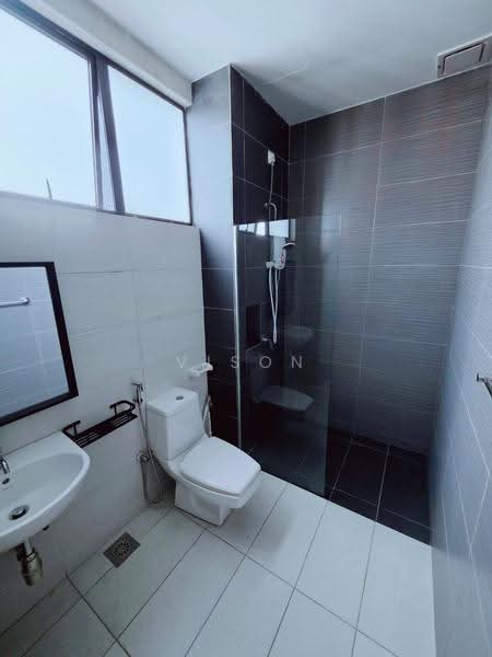 Pangsapuri untuk Disewa di Impian Senibong Apartment - Vison Foo - Bathroom - PropertyGuru.com.my