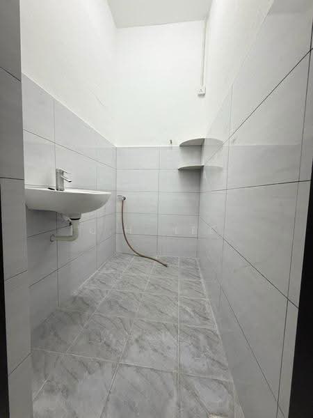 1-storey Terraced House for Rent in Taman Kota Permai (Bukit Mertajam) - C.H. Lee - Bathroom - PropertyGuru.com.my