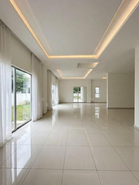 Rumah Berkembar untuk Dijual di Taman Desa Salak Pekerti (Sepang) - Hidayah Nazardin - Living Room - PropertyGuru.com.my