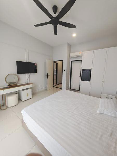 Kediaman Servis untuk Disewa di Space Residency - Reny Hee - Bedroom - PropertyGuru.com.my