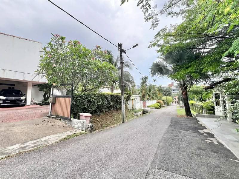 Bungalow House untuk Dijual di Petaling Jaya (Selangor) - Amir Abas - Exterior - PropertyGuru.com.my