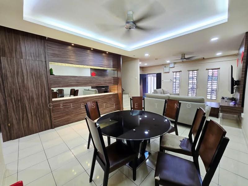 Rumah Teres 2-Tingkat untuk Dijual di Taman Jelok Impian (Kajang) - Celestine Ting - Dining Room - PropertyGuru.com.my