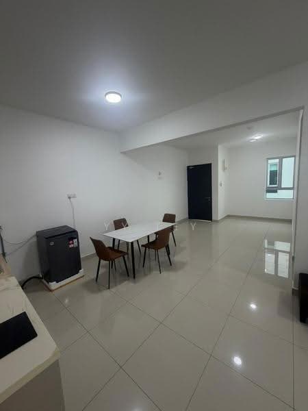 Kediaman Servis untuk Disewa di Vida Heights - YY Tey - Dining Room - PropertyGuru.com.my