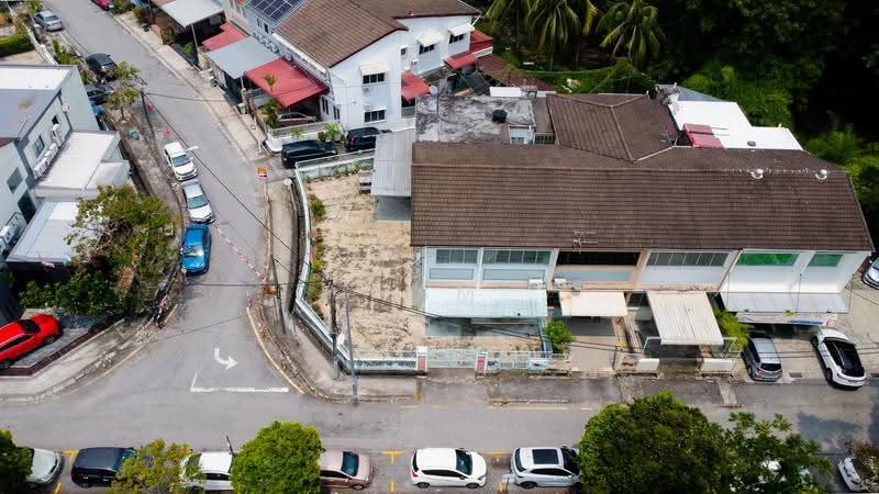 2-storey Terraced House for Sale in Gurney Drive (Penang) - Sam Kam - Exterior - PropertyGuru.com.my
