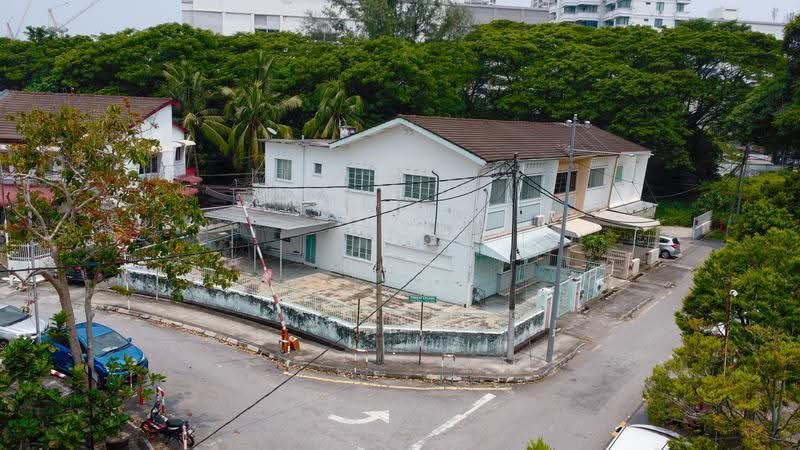 2-storey Terraced House for Sale in Gurney Drive (Penang) - Sam Kam - Exterior - PropertyGuru.com.my
