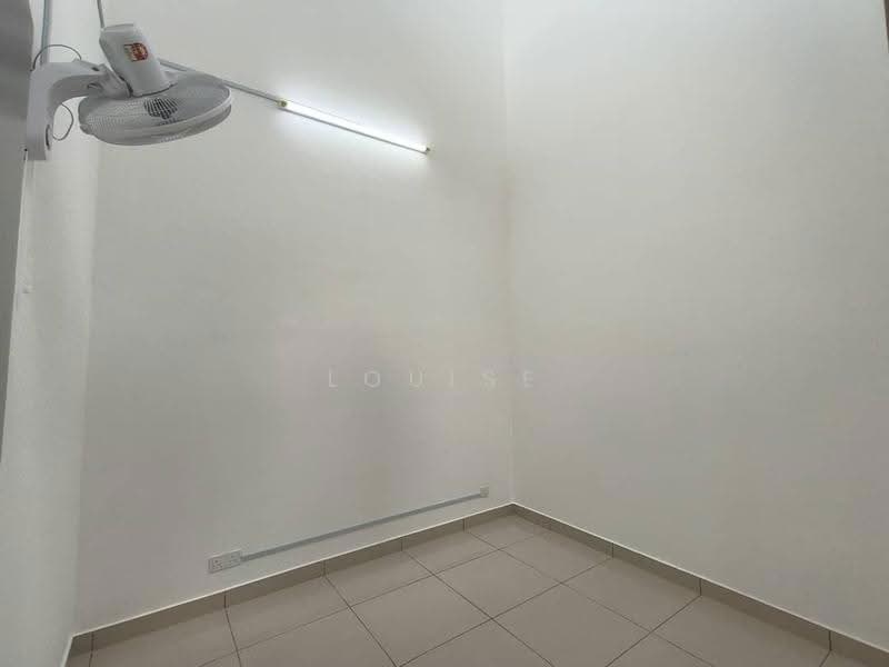 1-storey Terraced House for Rent in Jalan Kebun (Klang) - Louise Lee - Interior - PropertyGuru.com.my