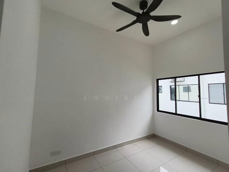 1-storey Terraced House for Rent in Jalan Kebun (Klang) - Louise Lee - Interior - PropertyGuru.com.my