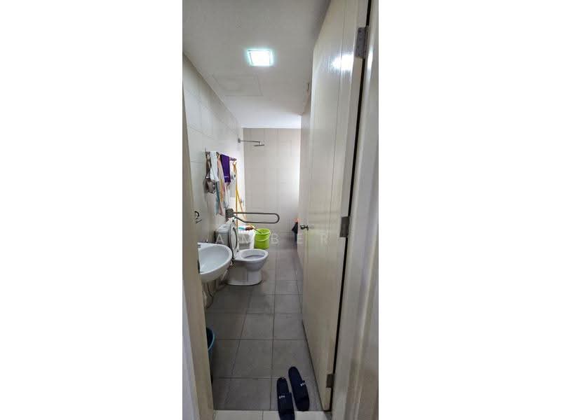 Kondominium untuk Dijual di 222 Residency - Amber Ng - Bathroom - PropertyGuru.com.my