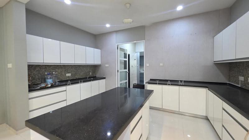 Rumah Teres untuk Dijual di Bukit Jelutong (Shah Alam) - Fahim Rustam - PropertyGuru.com.my