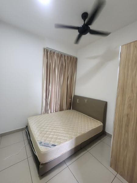 Service Residence for Rent at D'Summit Residences - YY Tey - PropertyGuru.com.my