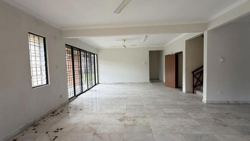 Rumah Berkembar untuk Dijual di Templer Bestari (Rawang) - Adzura Zamedin - Living Room - PropertyGuru.com.my