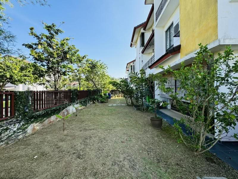3-storey Terraced House for Sale in Denai Alam (Shah Alam) - Fahim Rustam - Exterior - PropertyGuru.com.my