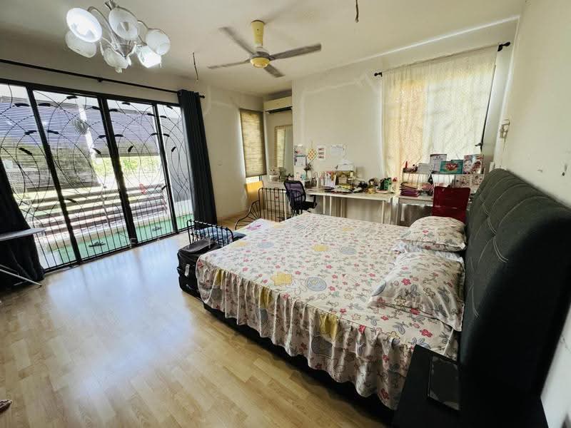 3-storey Terraced House for Sale in Denai Alam (Shah Alam) - Fahim Rustam - PropertyGuru.com.my