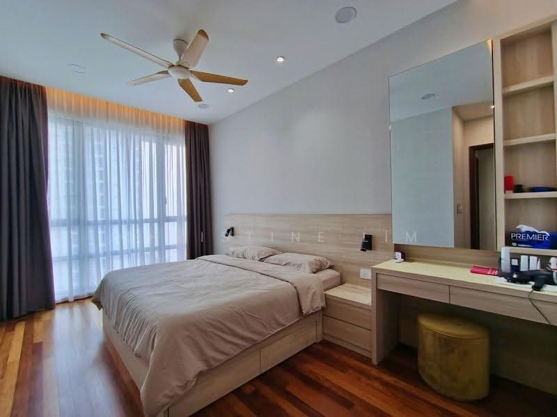 Kondominium untuk Dijual di Queens Residences Q1 @ Queens Waterfront - Christine Lim - PropertyGuru.com.my