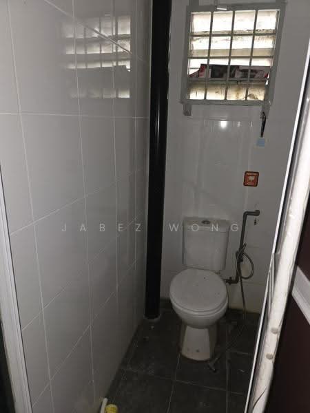 Kedai untuk Disewa di BANDAR PUCHONG JAYA (Puchong) - Jabez Wong - Bathroom - PropertyGuru.com.my