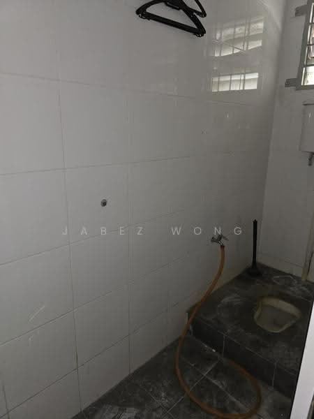 Kedai untuk Disewa di BANDAR PUCHONG JAYA (Puchong) - Jabez Wong - Bathroom - PropertyGuru.com.my