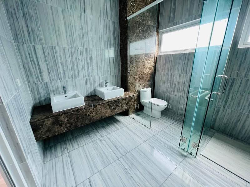 Bungalow House untuk Dijual di Ampang Jaya (Ampang) - Aimi Mahirah - Bathroom - PropertyGuru.com.my
