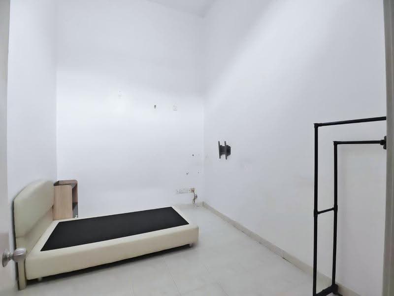 Rumah Teres 1-Tingkat untuk Dijual di Taman Impian Emas (Skudai) - Karl Lim - Bedroom - PropertyGuru.com.my