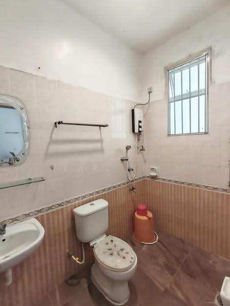 Rumah Teres 1-Tingkat untuk Dijual di Taman Impian Emas (Skudai) - Karl Lim - Bathroom - PropertyGuru.com.my
