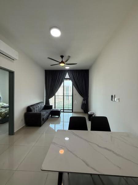 Kediaman Servis untuk Disewa di Parkland Residence @ Kajang 2 - Sarah Chee - Living Room - PropertyGuru.com.my